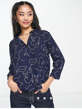 Monki Blouse in Navy Bird Print